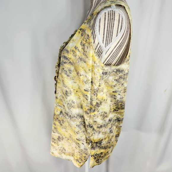 Talbots Yellow Grey White Mottle Print Ruffle Front Sleeveless Cotton Top Size 6 - Picture 4 of 11